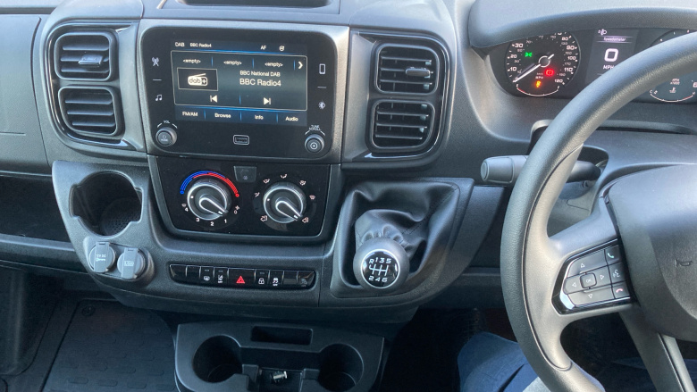 Peugeot Boxer 3500 Heavy L4 Diesel 2.2 BlueHDi 140 H2 Van Professional